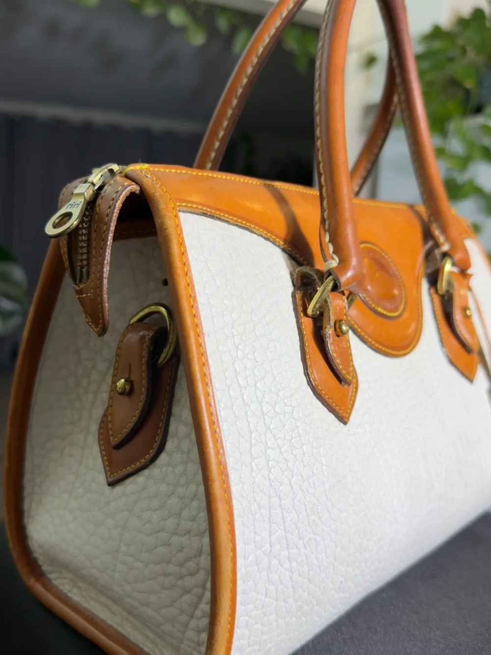 Vintage Dooney & Bourke All Weather Leather Doctor Satchel Bag Bone Cream Tan